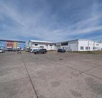 390,76 qm Lager und Logistigfläche mit großem Sektionaltor - Oranienburg