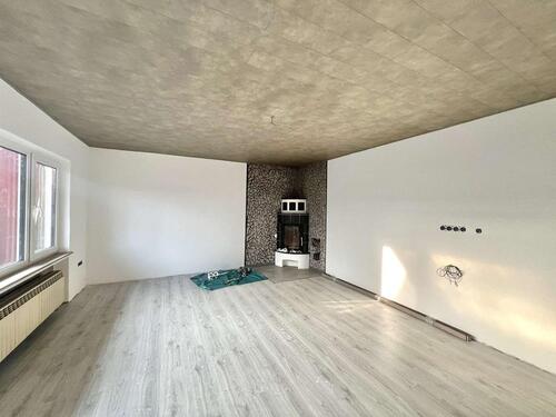 Foto - 5 Zimmer Einfamilienhaus zur Miete in Ehringshausen