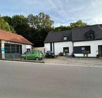 Haus mit Werkstatt - 475.000,00&nbsp;EUR Kaufpreis, ca.&nbsp; 170,00&nbsp;m&sup2; in Pfeffenhausen (PLZ: 84076)