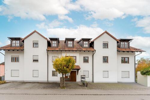 Foto - *SCHÖN GESCHNITTENE 2-ZIMMER-WOHNUNG MIT ÜBERDACHTEM SÜD-BALKON IN RUHIGER LAGE*