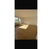 Kernsanierte Gemütliche 2 Zimmer Wohnung - Dietzenbach