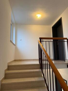 Foto - Frisch modernisierte 3-Zimmer-Dachgeschosswohnung