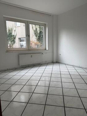 Foto - 3 Zimmer im Erdgeschoss - 690,00&nbsp;EUR Kaltmiete, ca.&nbsp; 65,00&nbsp;m&sup2;
