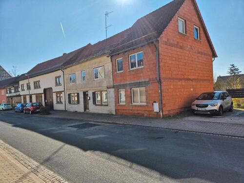 Foto - 2 Familien Wohnhaus Sanierungsbedürtig in thamsbrück
