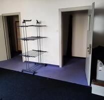 Büroraum zu vermieten - 260,00 EUR Kaltmiete, in Würzburg (PLZ: 97072) Sanderau