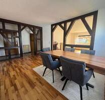 3,5 Zimmer Wohnung mit Stellplatz, Garten und großer Terrasse - Möglichkeit der Anmietung des UG - Weidhausen bei Coburg