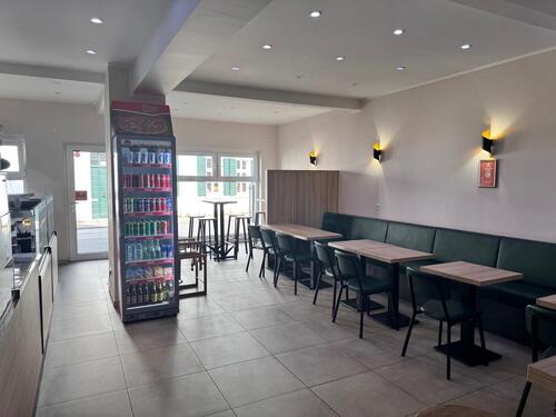 Foto - Top- Vollexistenz! Imbissbetrieb in Zentrumslage von Köln-Worringen.