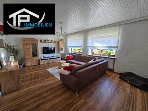 Foto - Großzügige 5-ZKB auf 3 Ebenen mit 2 Balkonen, Garten & Stellplatz – ruhige Lage in Theley