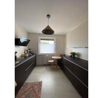 3 Zimmer Wohnung Balkon EBK Garage mit Wallbox Garten - Langenhagen Engelbostel