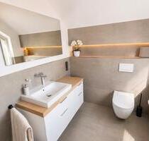 Wohnen auf Top-Niveau: Saniertes City-Penthouse mit Traumausstatt - Lippstadt