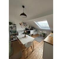 helle & gemütliche 2-Zimmer-Wohnung für Singles, Paare und WGs - Frankfurt am Main Nordend Ost