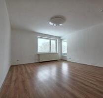 Helle 4 Zimmerwohnung mit saniertem Bad und Balkon in 3. Etage - Clausthal-Zellerfeld