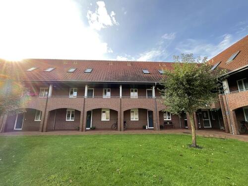 Foto - Renovierte 2-ZKB-Wohnung in gepflegter Wohnanlage in Heppens zu vermieten!