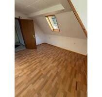 2 Zimmer Mansardenwohnung, ideal für Studenten in Eppendorf - Bochum