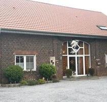 Großes EFH in Liesborn250qmVermietung auf Zeit2 JahreWG-fähig - Wadersloh