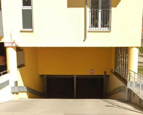 Foto - Tiefgarage ab 01.11.2025 - 80,00 EUR Miete,