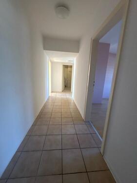 Foto - 2 Zimmer Dachgeschoßwohnung zur Miete in Duisburg