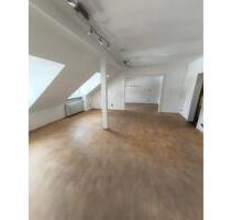 Großzügige 4 12 ZKB-Maisonette-Wohnung (ohne Balkon), Schwetzinger Strasse - Mannheim Fahrlach