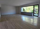 Foto - Frisch renovierte und großzügige Wohnung in BKS mit Stellplatz