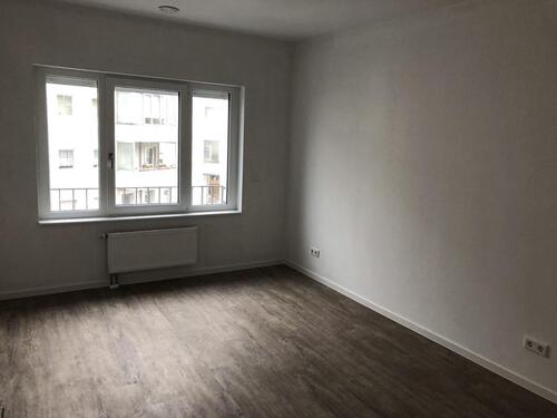 Foto - Helle und moderne 3-Zimmer-Wohnung in Escheresheim zur Zwischenmi