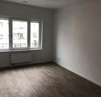 Helle und moderne 3-Zimmer-Wohnung in Escheresheim zur Zwischenmi - Frankfurt am Main Eschersheim