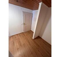 2 Zimmer Wohnung Balkon Stellplatz - Lützelbach