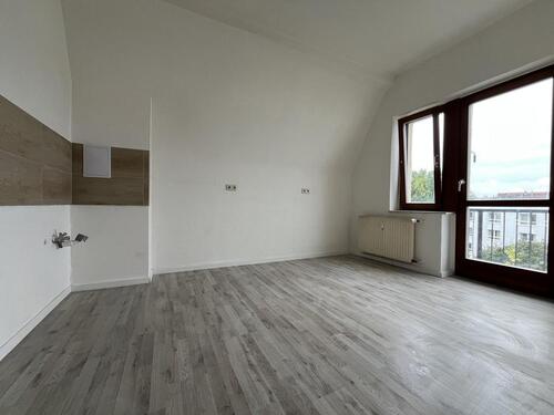 Foto - 3 Zimmer Dachgeschoßwohnung zur Miete in Zwickau