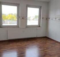 Schöne helle 3 Zimmerwohnung sehr zentral - Detmold