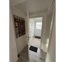 Voll möblierte Einliegerwohnung mit separatem Eingang - Renningen