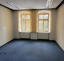 Büro Praxis | EG | Parkplätze | Archiv - Löbau