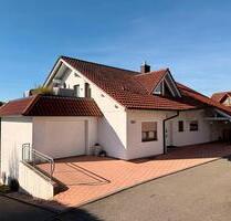 Großzügige Wohnung (118 m²) mit Garten, Balkon, Terrasse, Carport - Niedereschach