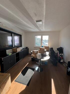 Foto - Moderne 2 Büroräume in Soltau Mobiliert Büro Küche WC