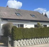 Gepflegtes Zweifamilienhaus von privat an privat - Althengstett