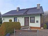 Foto - Charmantes Einfamilienhaus mit Garten und Garage im Frankenwald