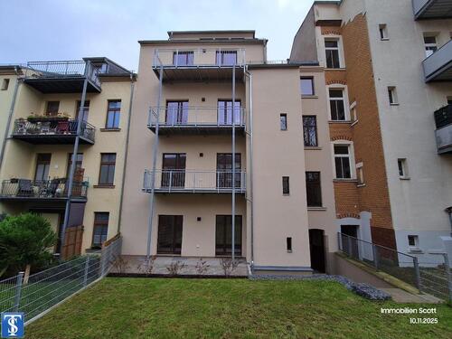 Foto - Erstbezug nach Sanierung: Modernes Wohnen in Plauen + 78 m² Dachbodenetage