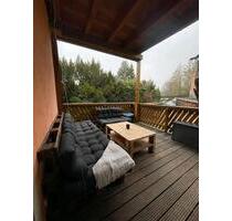 Helle 2-Zimmer-Wohnung mit Balkon & Blick ins Grüne - Freital