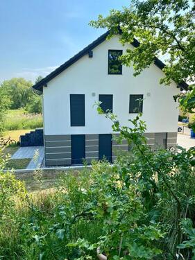 Foto - Moderne Doppelhaushälfte mit nachhaltigem Wohnkonzept