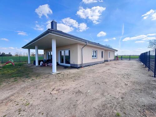 Foto - 7 Zimmer Bungalow zum Kaufen in Arneburg