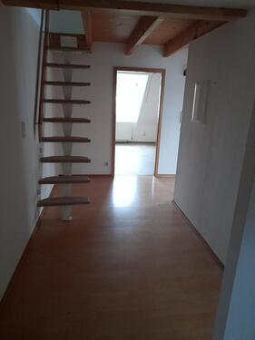 Foto - Dachgeschosswohnung - 450,00 EUR Kaltmiete,