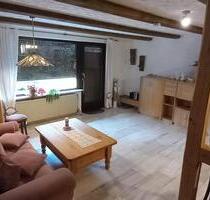 2 Zimmer Einliegerwohnung - 550,00&nbsp;EUR Kaltmiete, ca.&nbsp; 52,00&nbsp;m&sup2; in Simmelsdorf (PLZ: 91245)