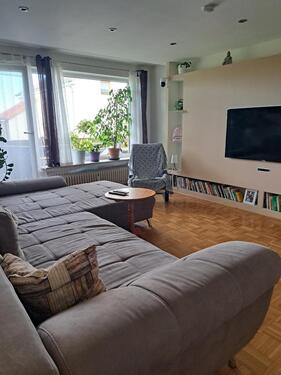 Foto - Saniert & Top-Lage: 2-Zi. (63 m²) mit Südbalkon, EBK & Stellplatz