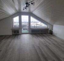 Gemütliche Dachgeschosswohnung in zentraler Lage von Loßburg