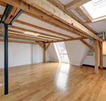 2 Zimmer DG Wohnung im kernsanierten Gründerzeithaus in Ulm Mitte