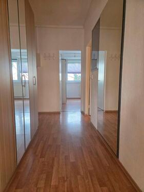 Foto - Schicke 2 ZKB 575 € warm Balkon, EBK, teilmöbeliert Nähe City