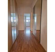 Schicke 2 ZKB 575 € warm Balkon, EBK, teilmöbeliert Nähe City - Halle (Saale) Halle-Neustadt