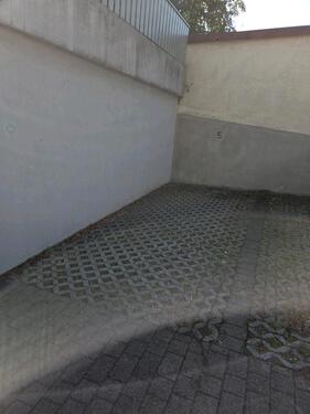 Foto - Parkplatz zu vermieten *direkt am Bhf Mering*
