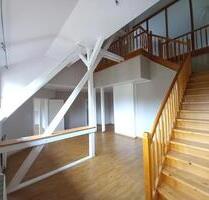 Maisonette mit 3,5 Zimmern im 2. OG, für Individualisten, ab sofort verfügbar! - Neukirchen/Pleiße