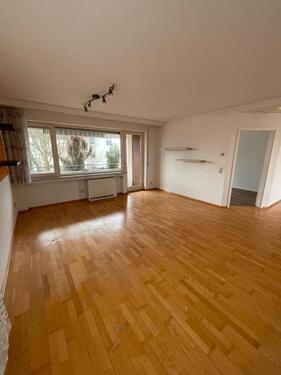 Foto - 3,5-Zimmer-Wohnung mit Südbalkon, Aufzug, Garage & Einbauküche