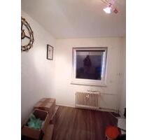 12 qm Zimmer in 3 Zlmmer Mietwohnung - Bremen Burglesum