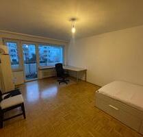 Möbliertes WG-Zimmer in München Moosach zu vermieten